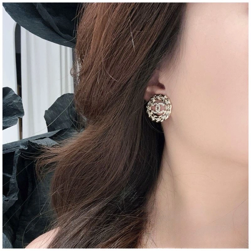 Bold Chanel Earrings 230081