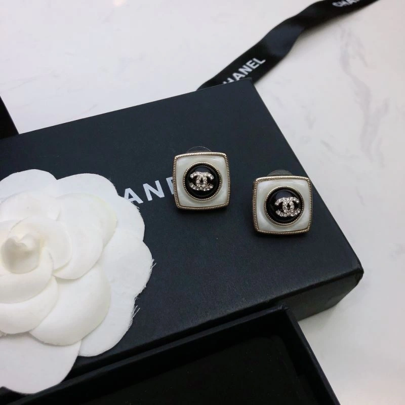 SmartChoice Chanel Earrings 230073