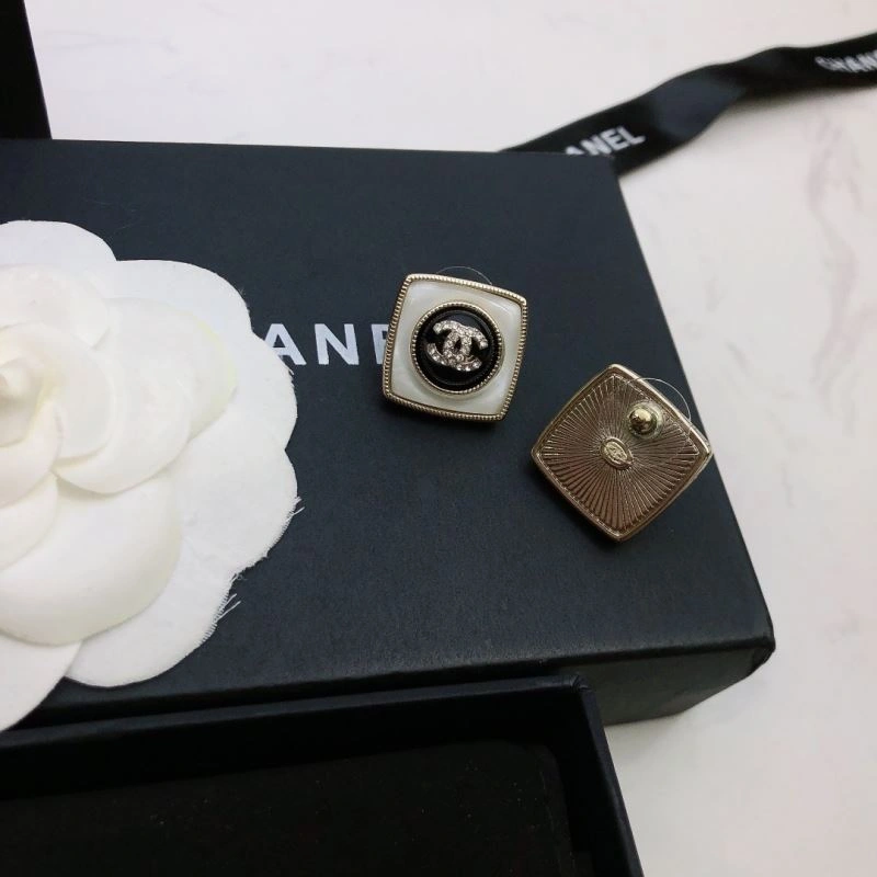 SmartChoice Chanel Earrings 230073