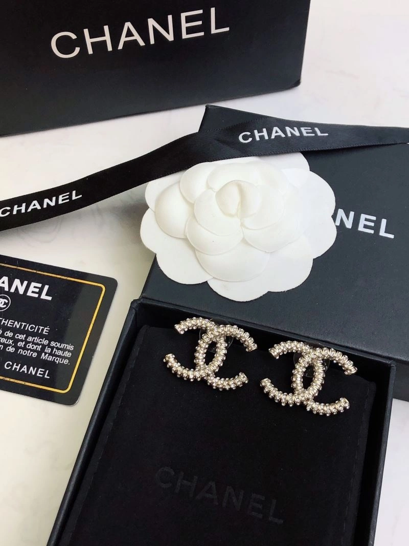 Versatile Chanel Earrings 230149