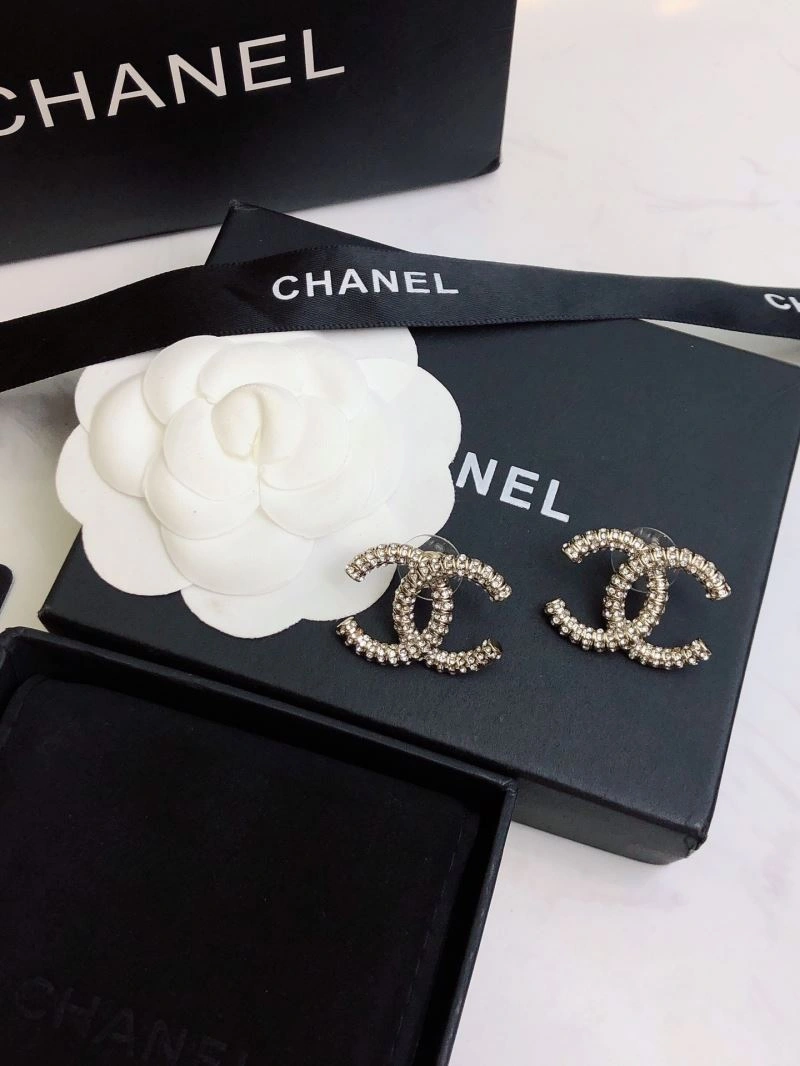 Versatile Chanel Earrings 230149