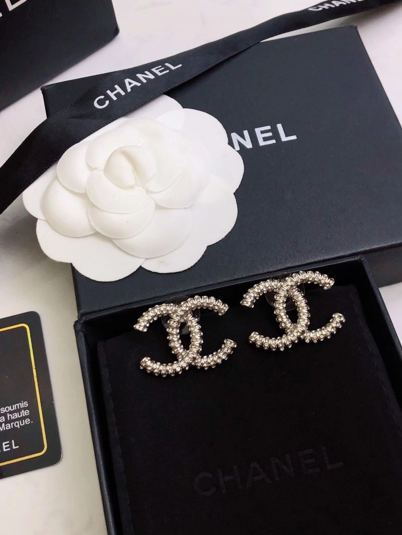 Versatile Chanel Earrings 230149