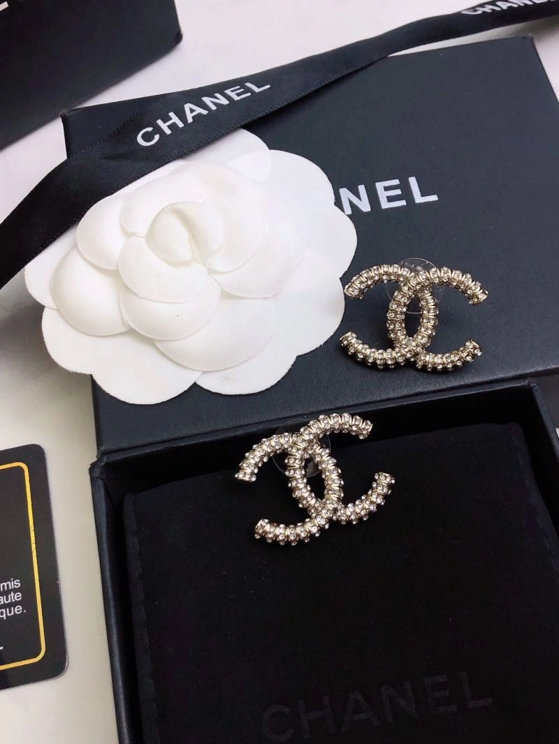 Versatile Chanel Earrings 230149