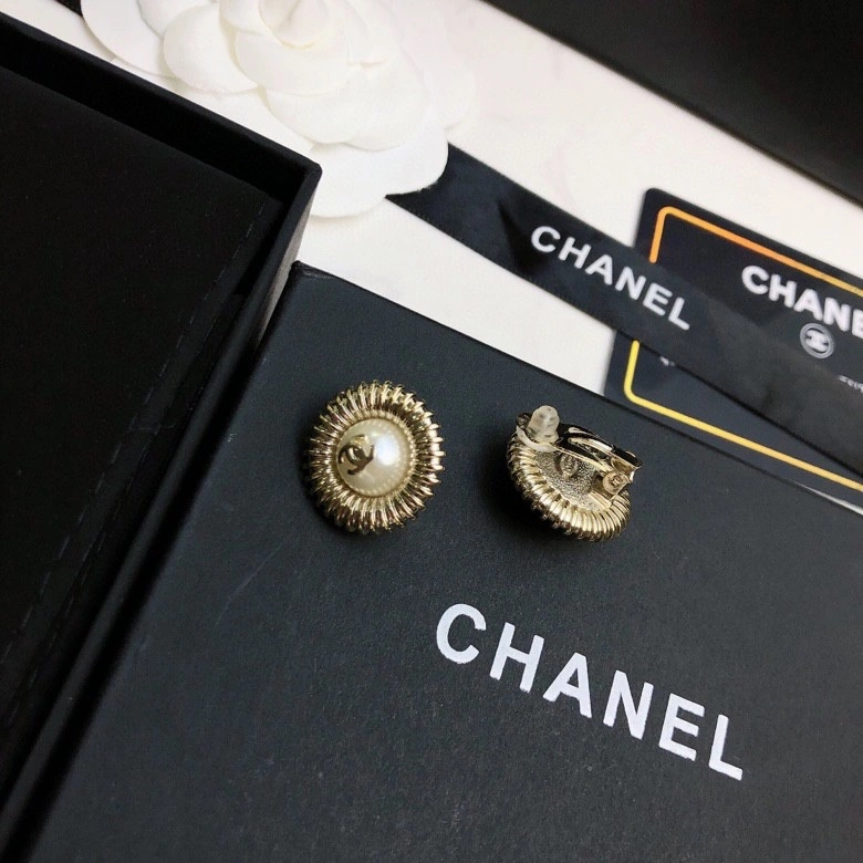 Chanel Earrings Popular 230072