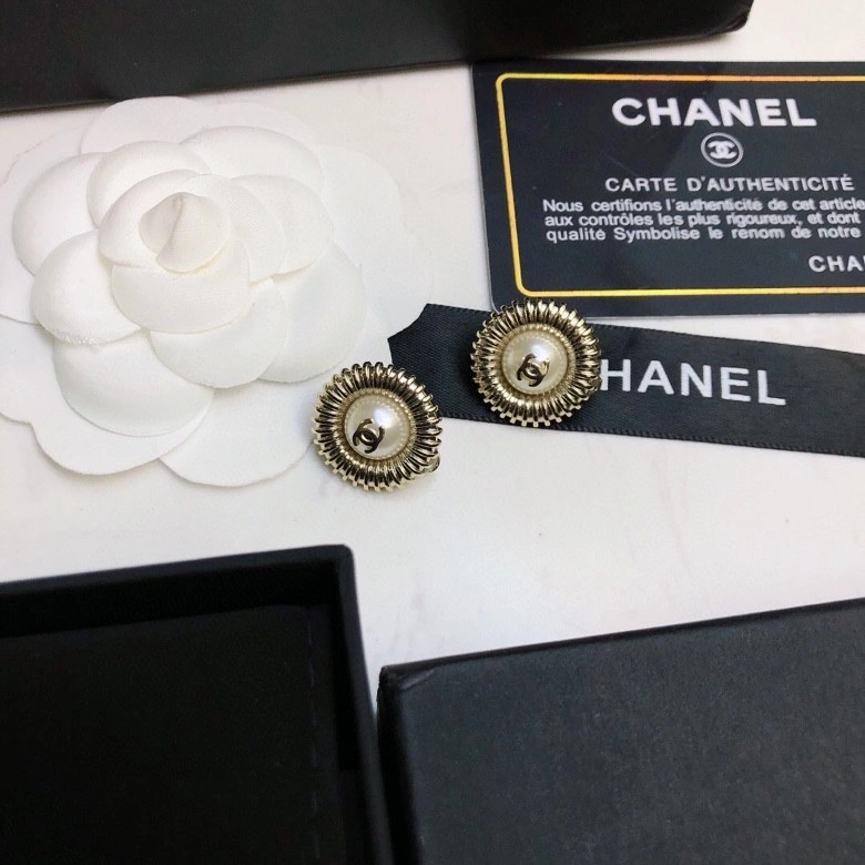 Chanel Earrings Popular 230072