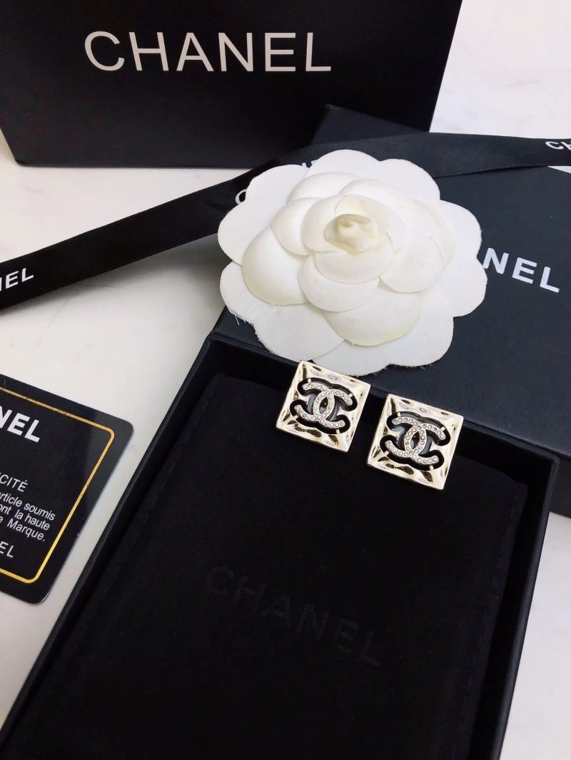 Packable Chanel Earrings 230061