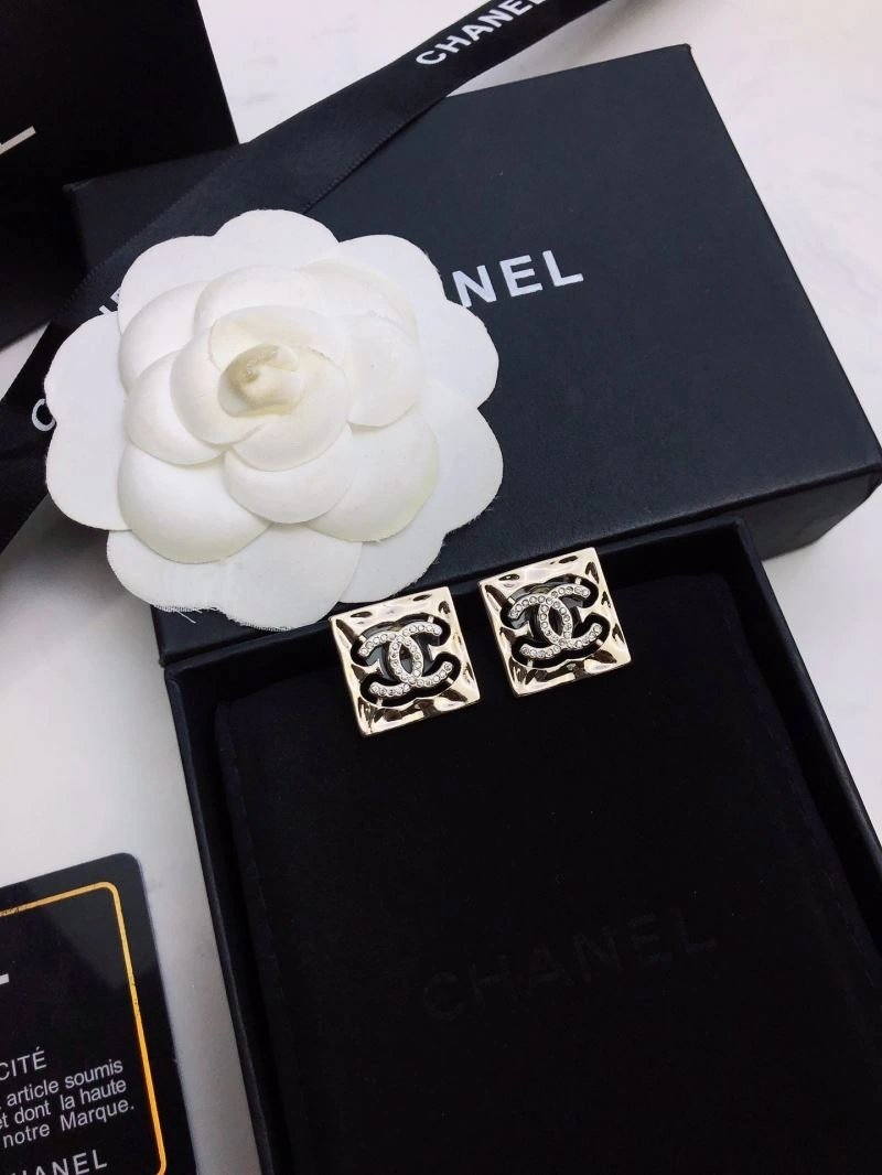 Packable Chanel Earrings 230061