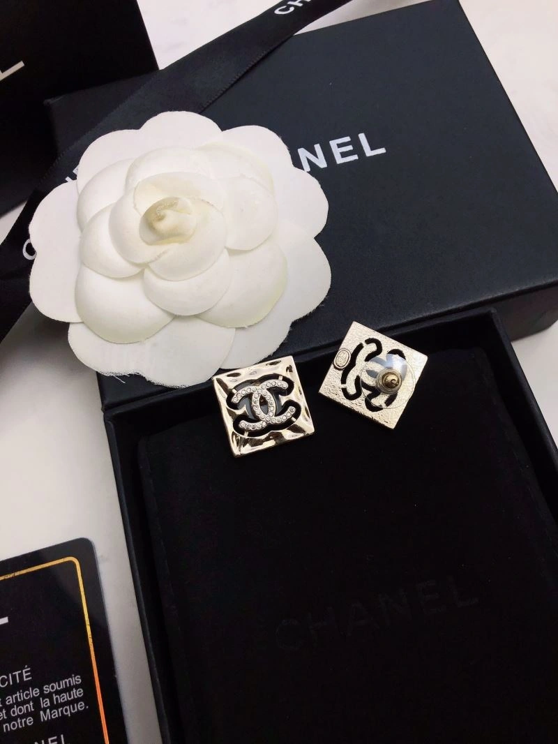 Packable Chanel Earrings 230061