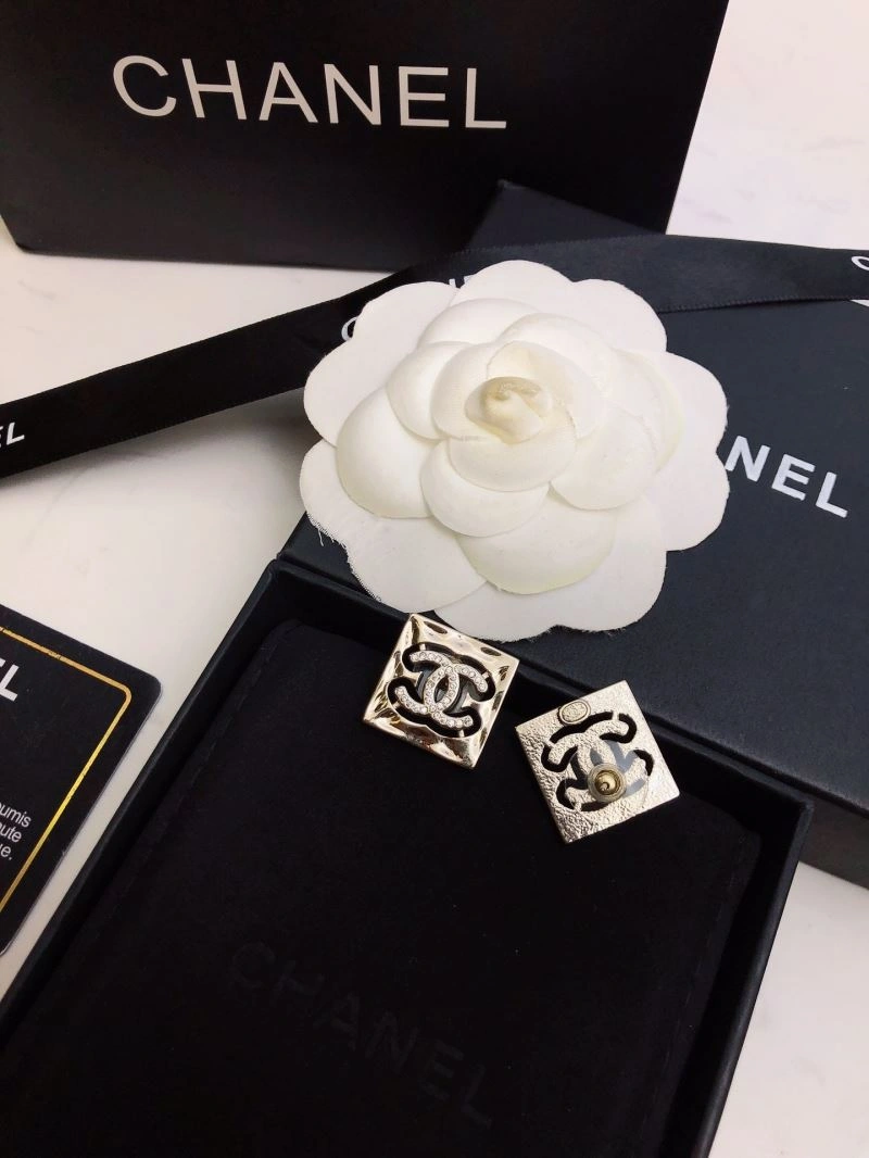 Packable Chanel Earrings 230061