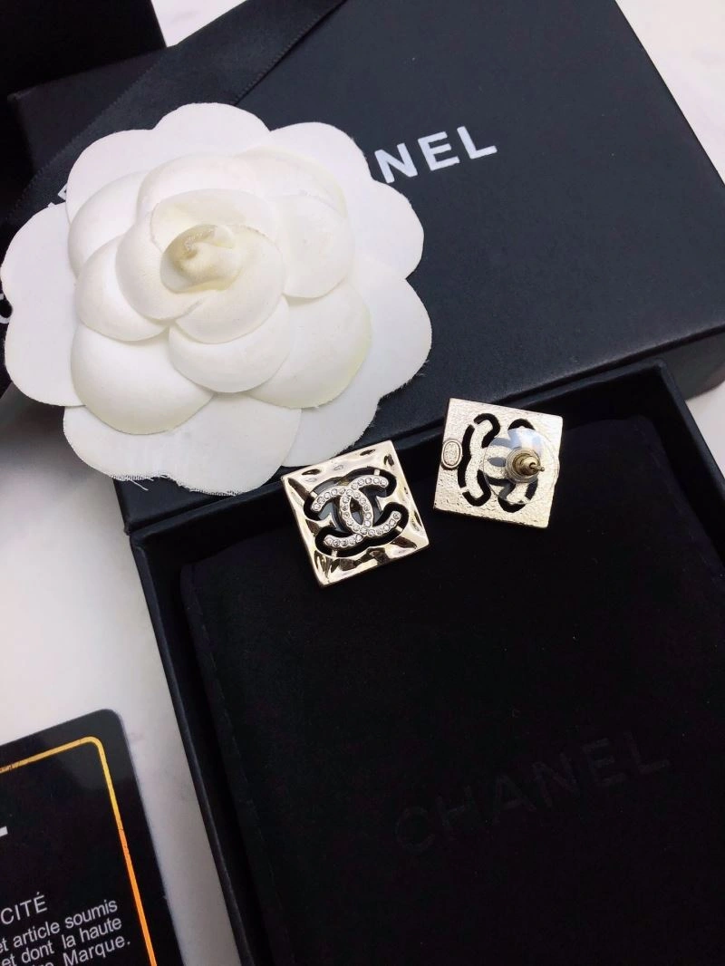 Packable Chanel Earrings 230061
