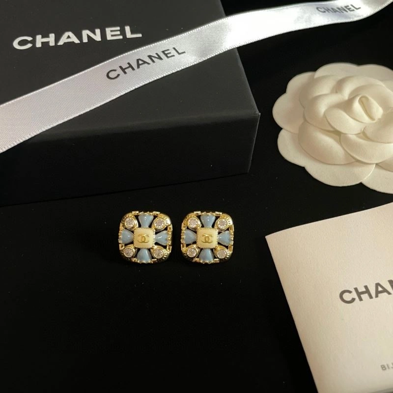 Chanel Earrings Attractive 230062