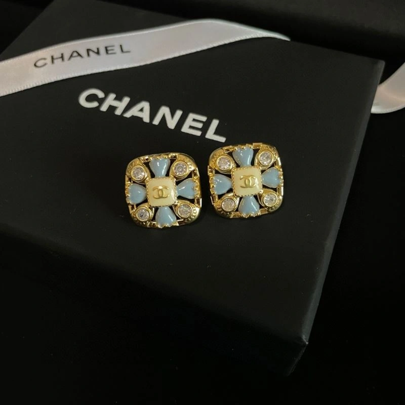 Chanel Earrings Attractive 230062