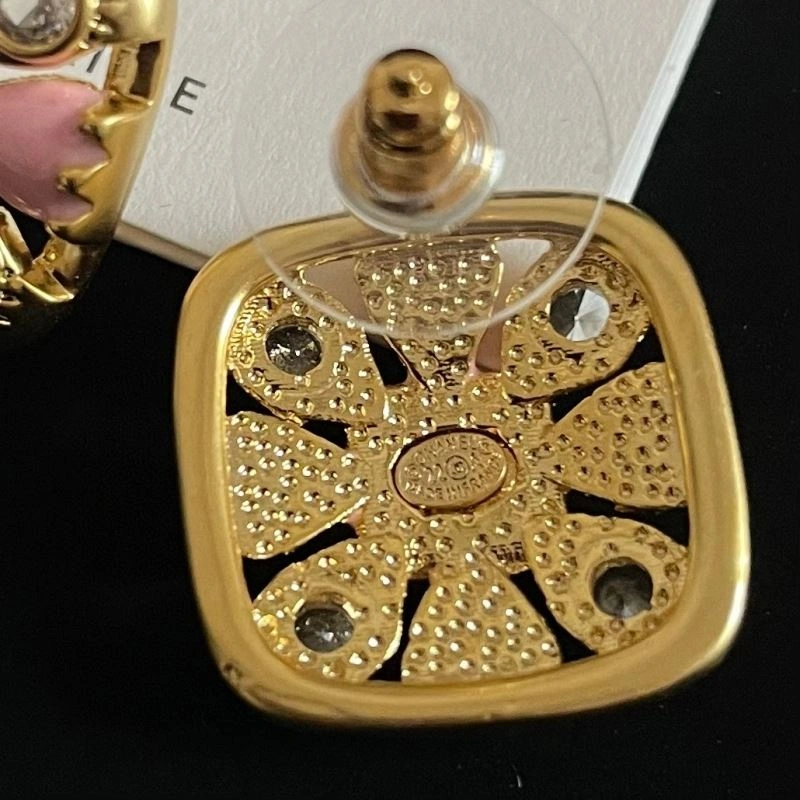 Chanel Earrings Timeless 230058