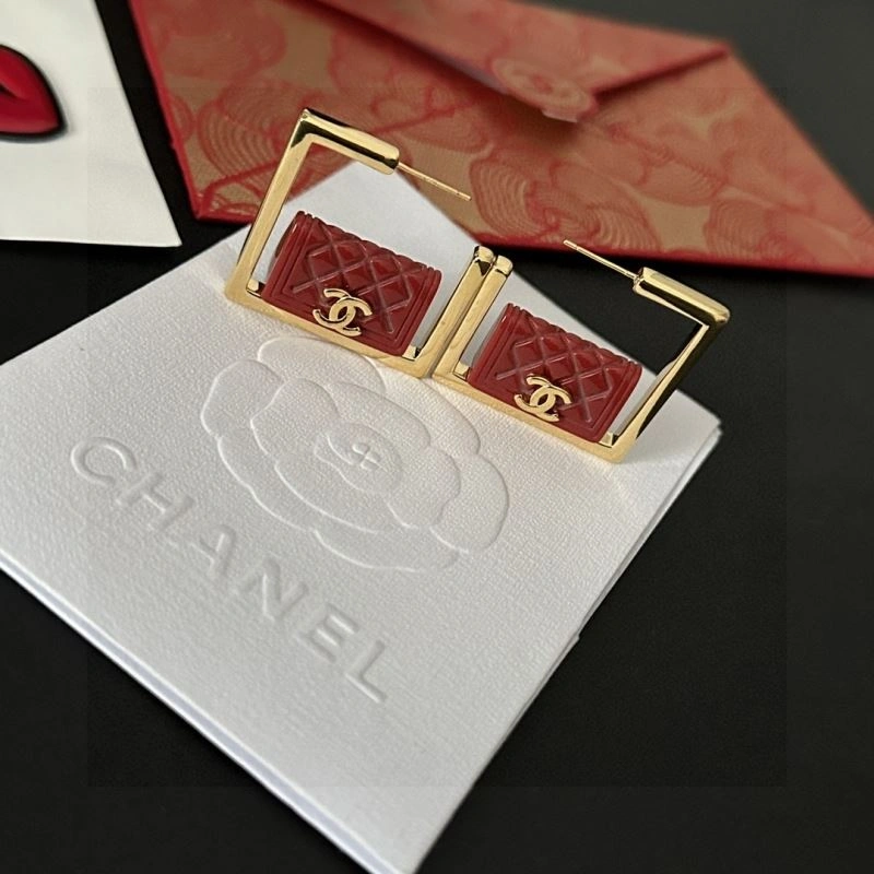 Chanel Earrings Lightweight 230048