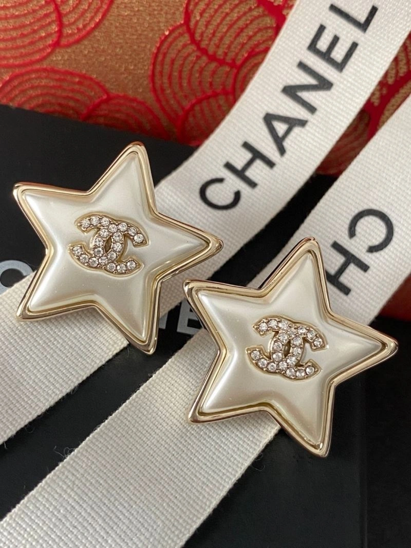 Bright Chanel Earrings 230144