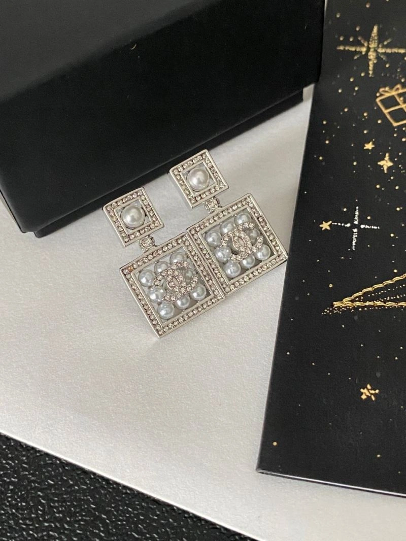Chanel Earrings Durable 230047