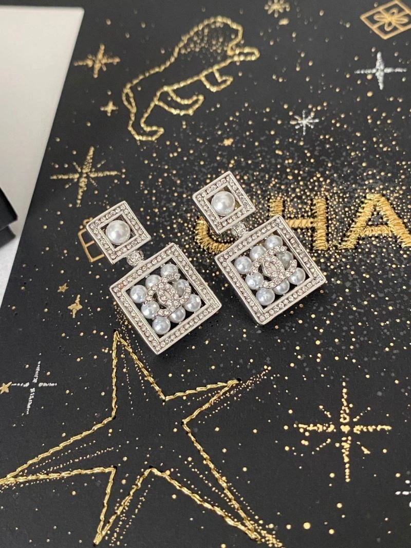 Chanel Earrings Durable 230047