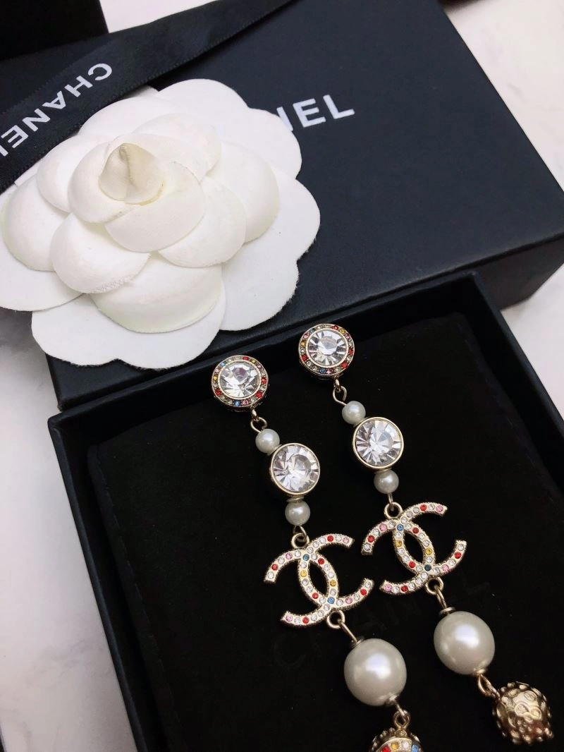 Sporty Chanel Earrings 230080