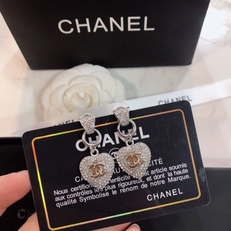 MoistureWicking Chanel Earrings 230089