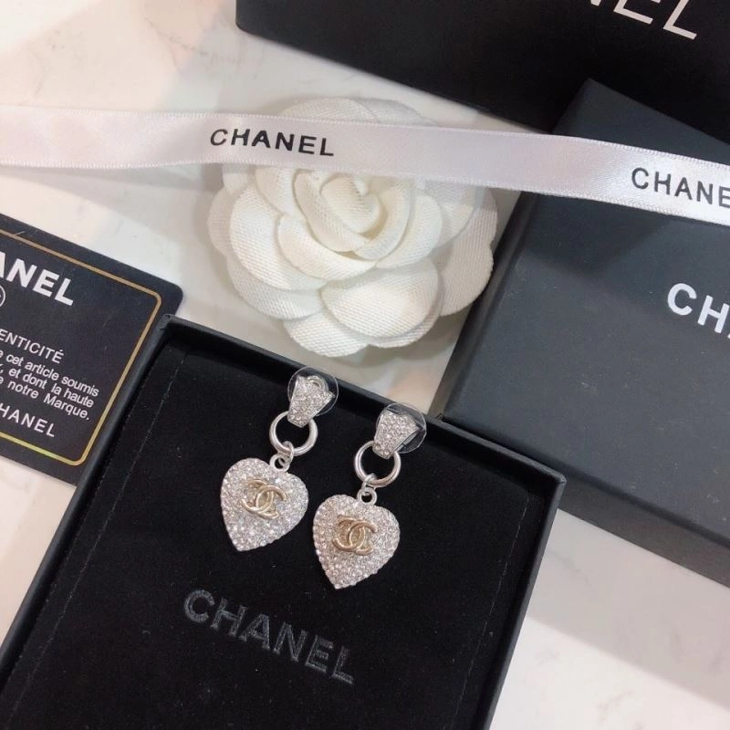 MoistureWicking Chanel Earrings 230089