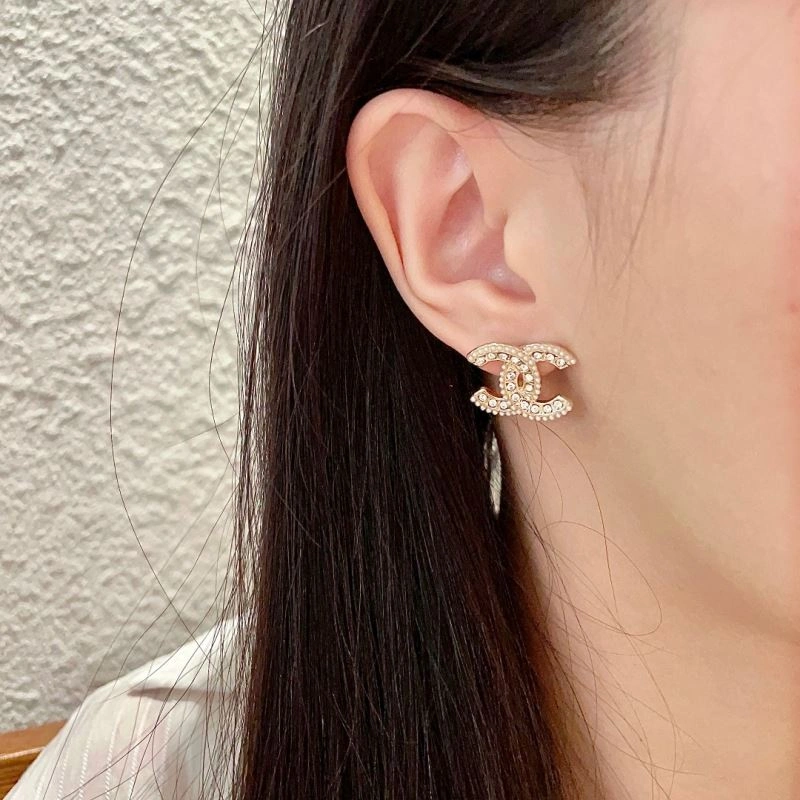Chanel Earrings Vibrant 230053