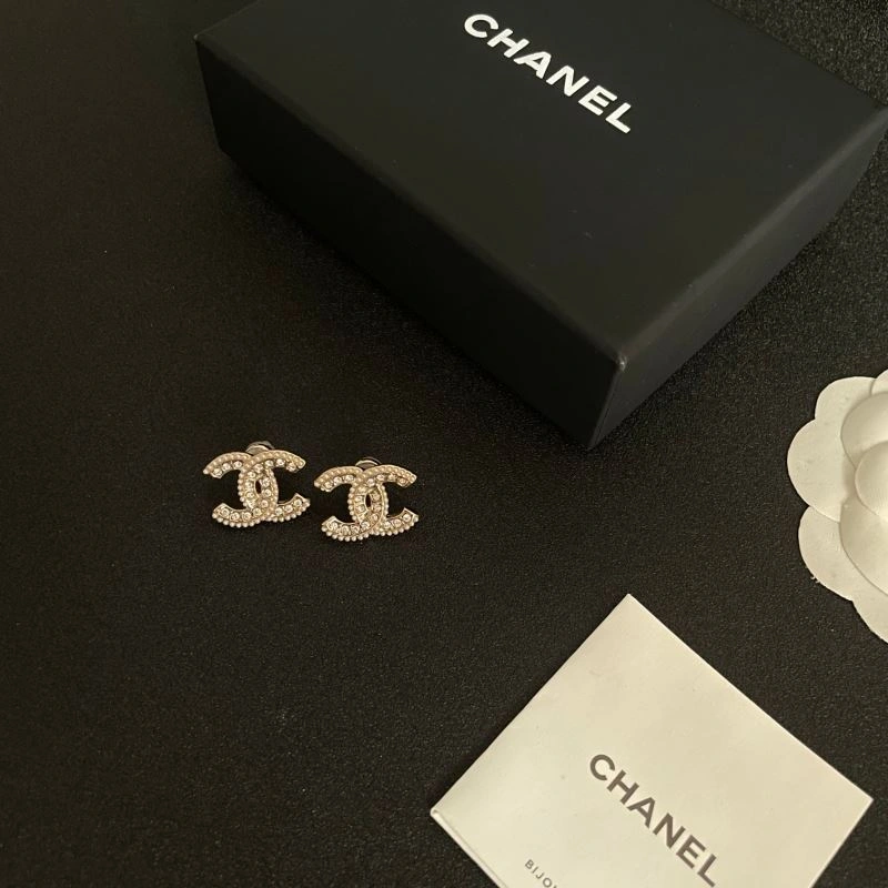Chanel Earrings Vibrant 230053