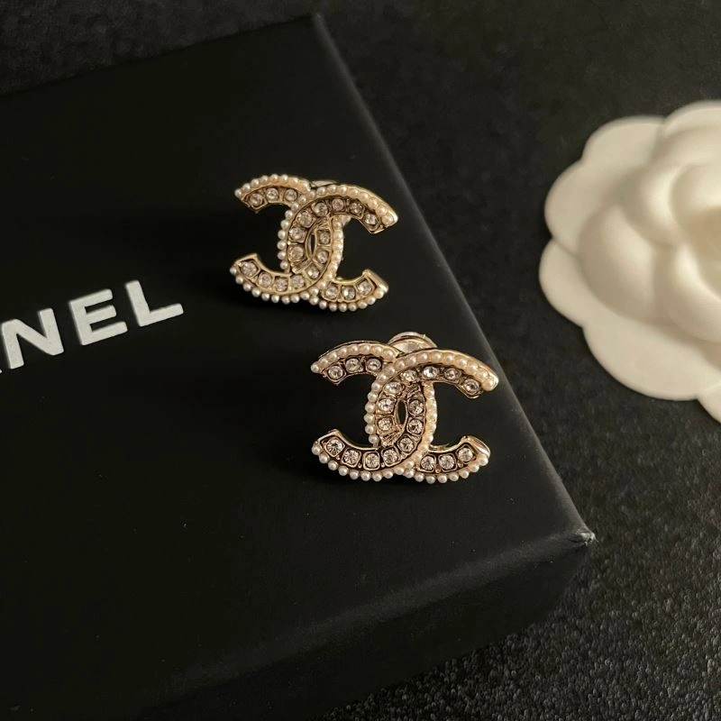 Chanel Earrings Vibrant 230053
