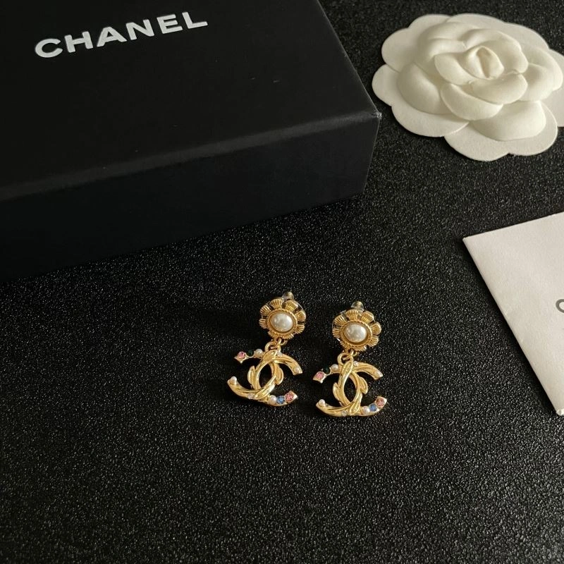Chanel Earrings ModernLook 230043