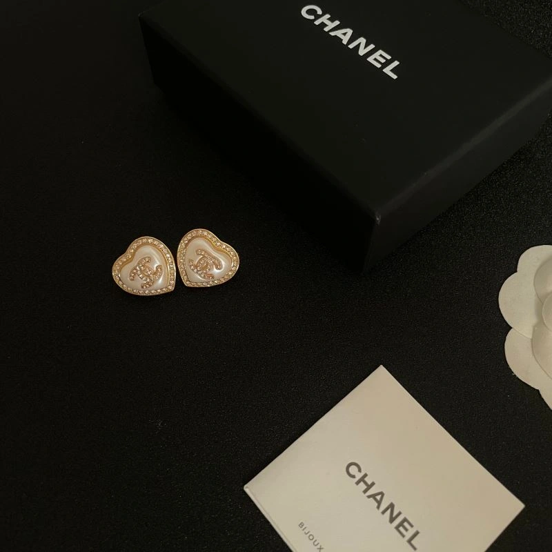 Chanel Earrings Compact 230076