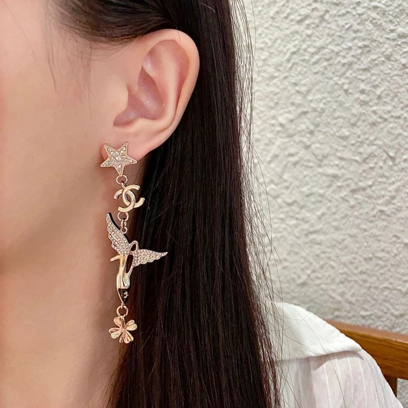 Chanel Earrings Affordable 230042