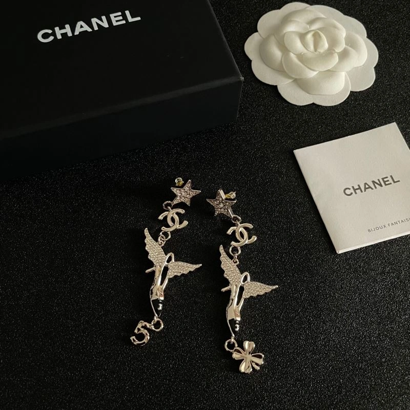 Chanel Earrings Affordable 230042