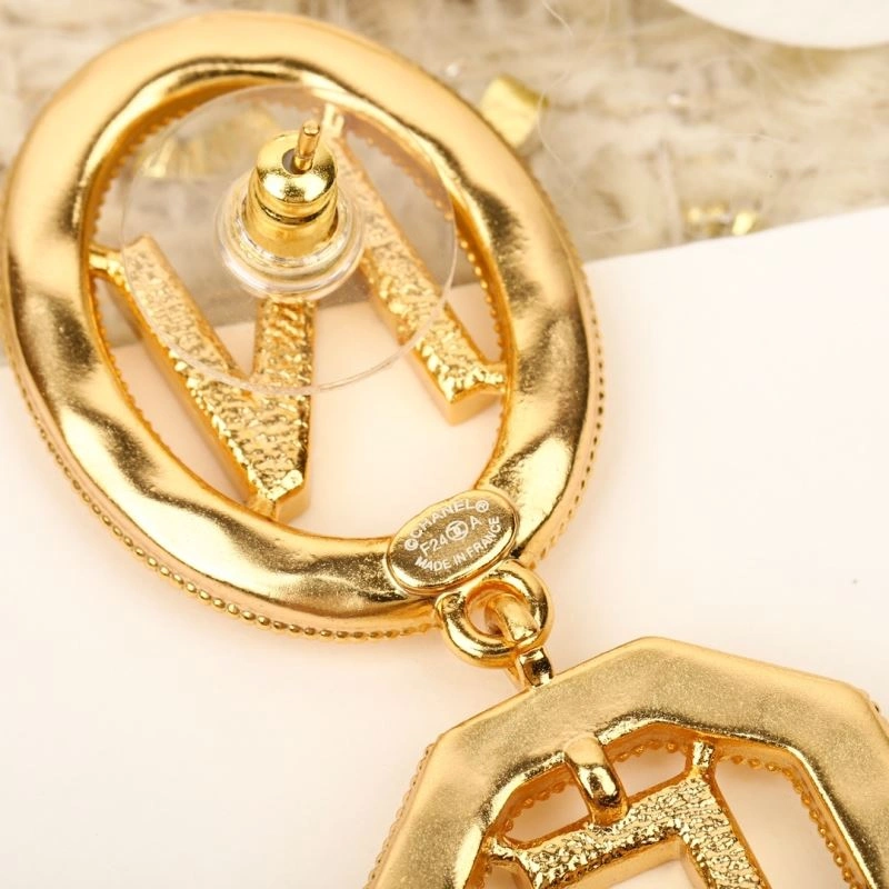 Casual Chanel Earrings 230054