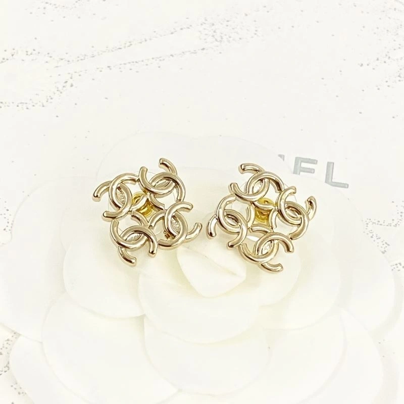 Affordable Chanel Earrings 230055