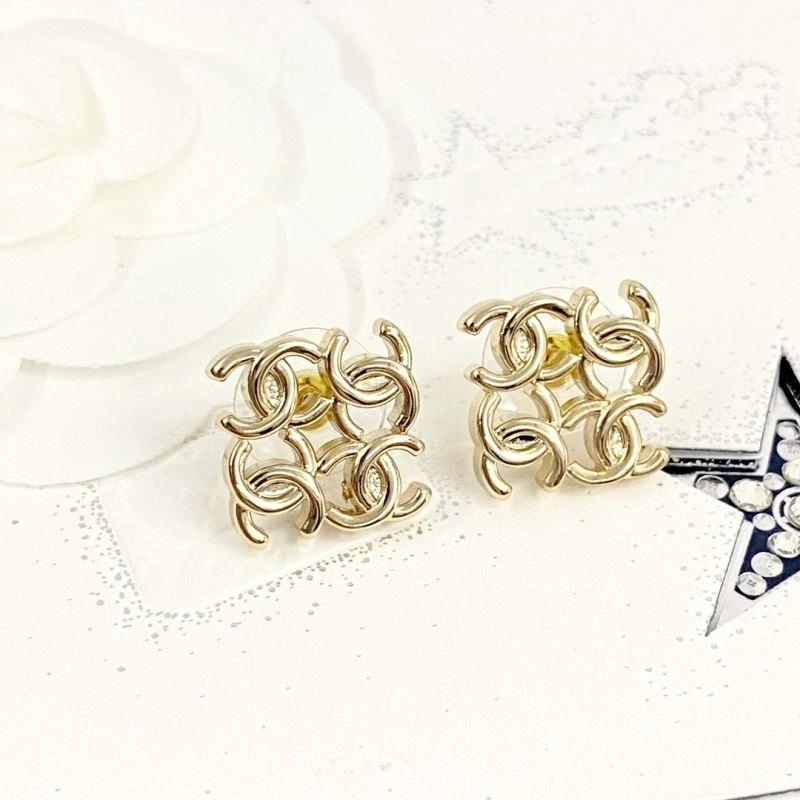 Affordable Chanel Earrings 230055