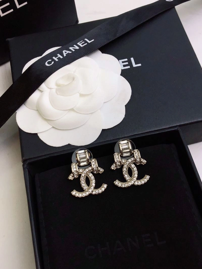 Attractive Chanel Earrings 230039