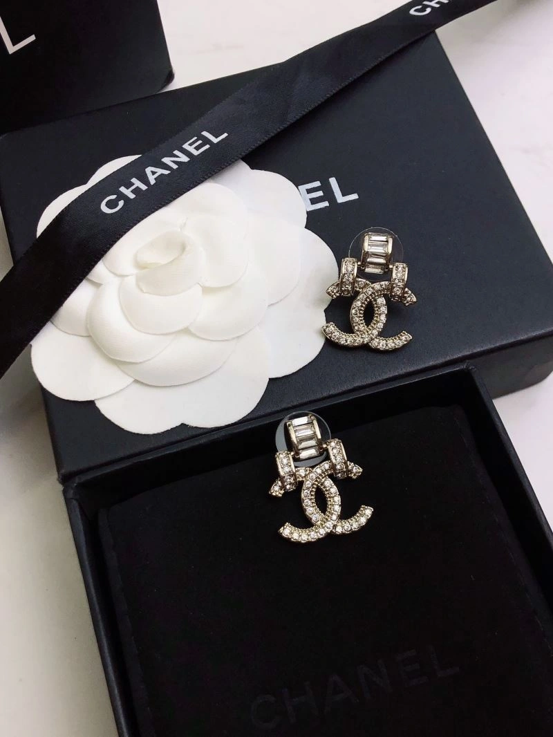 Attractive Chanel Earrings 230039