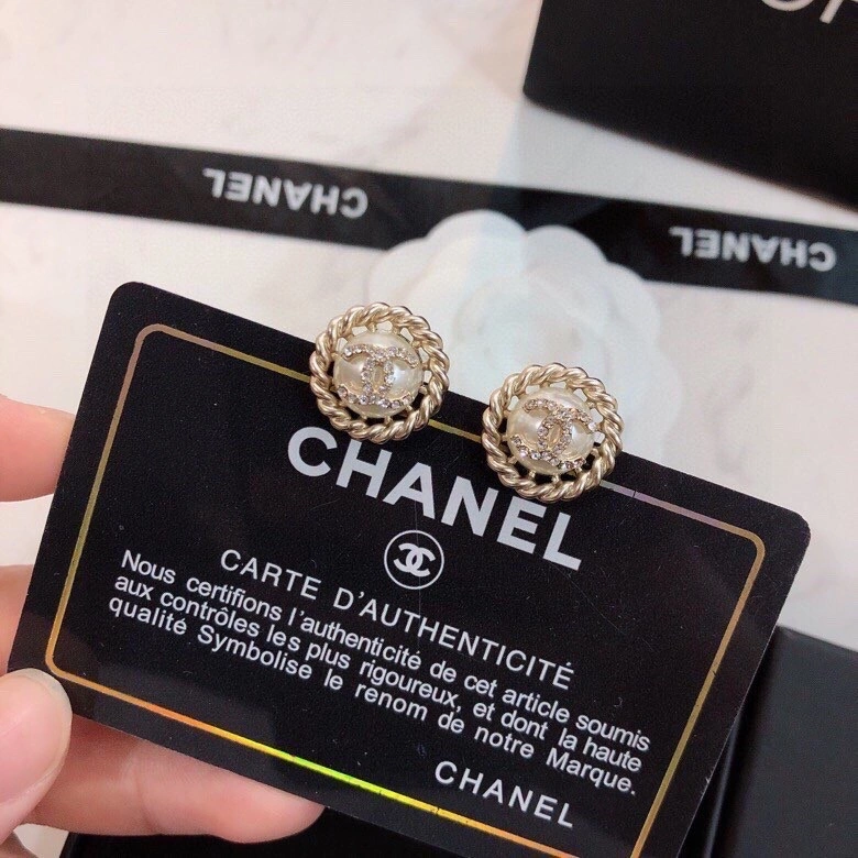 Chanel Earrings Durable 230063