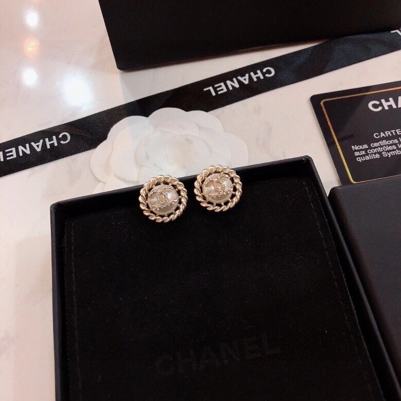 Chanel Earrings Durable 230063