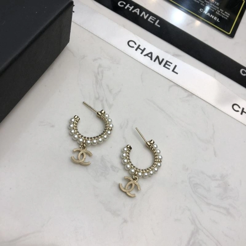 Compact Chanel Earrings 230216