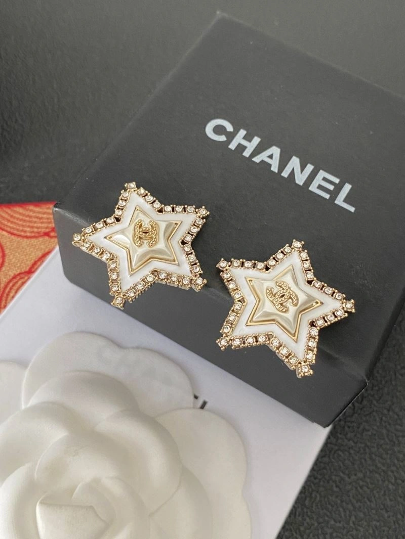 Chanel Earrings TechFriendly 230052