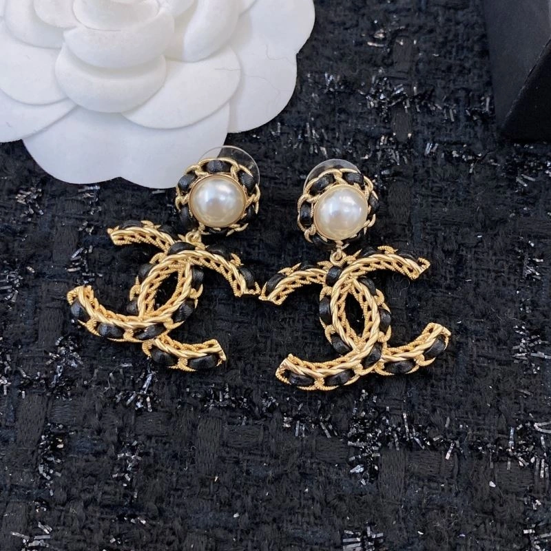 Resilient Chanel Earrings 230023