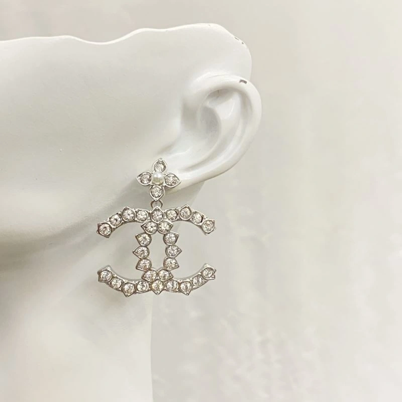 Chanel Earrings Bright 230059