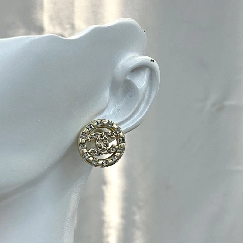 Resilient Chanel Earrings 230079