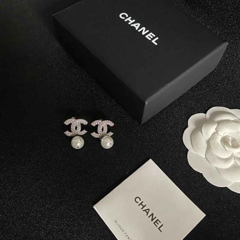 Chanel Earrings Trendy 230004