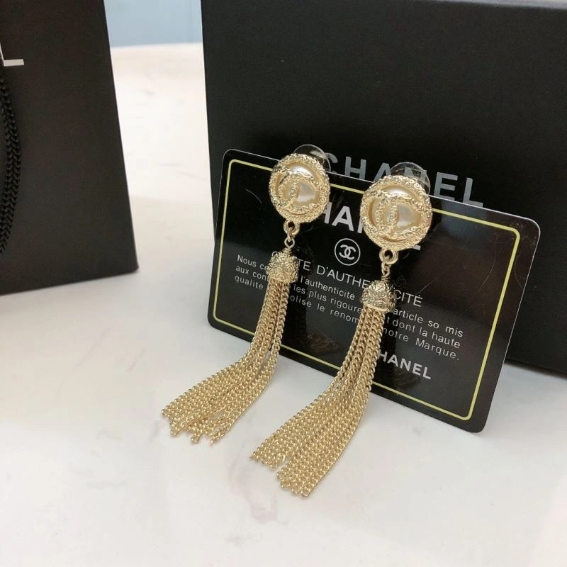 Compact Chanel Earrings 229983