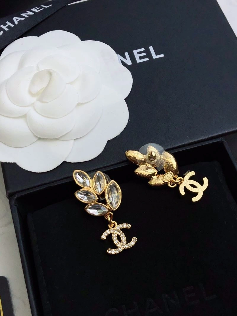 Chanel Earrings ModernLook 230022