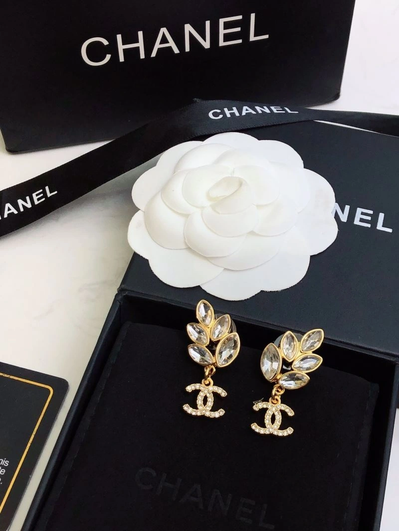 Chanel Earrings ModernLook 230022