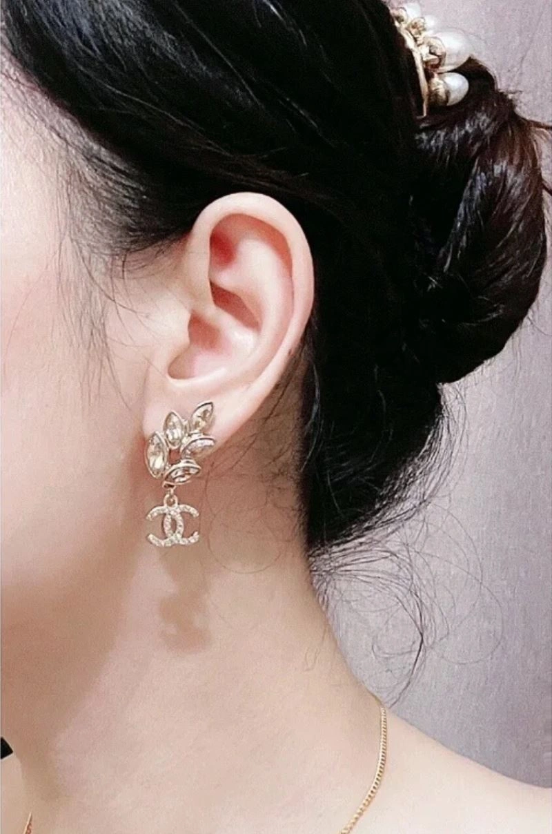 Chanel Earrings ModernLook 230022