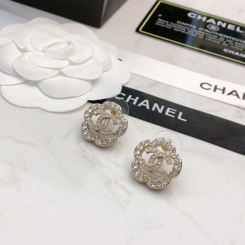 Durable Chanel Earrings 230068
