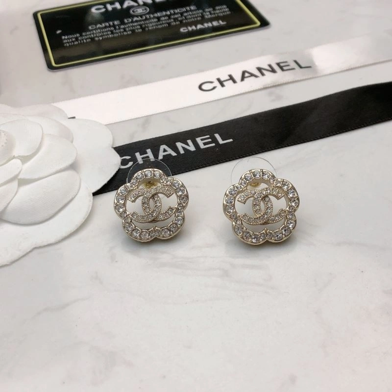 Durable Chanel Earrings 230068